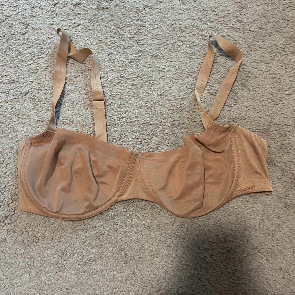 SKIMS unlined balconette bra size 36C